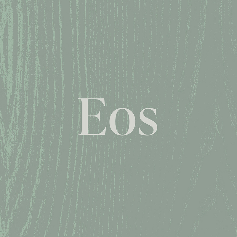 Serramento del sistema Eos: sezione da 80 mm. alloggia vetri da 28 mm o 44 mm a seconda del fermavetro impiegato.